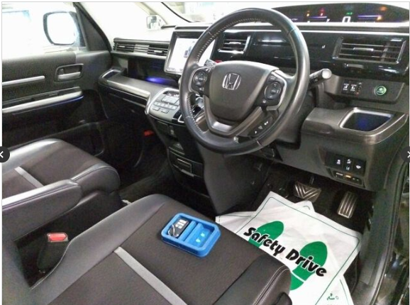 HONDA STEPWGN SPADA