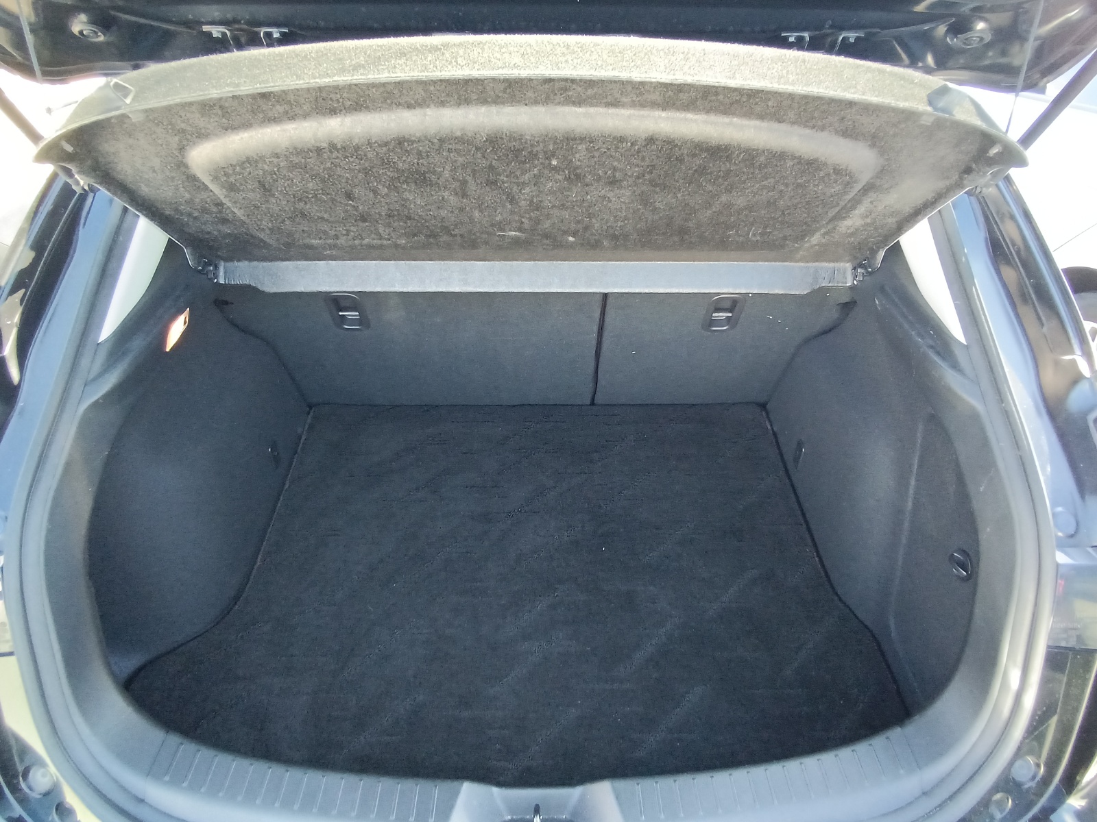 MAZDA AXELA SPORT