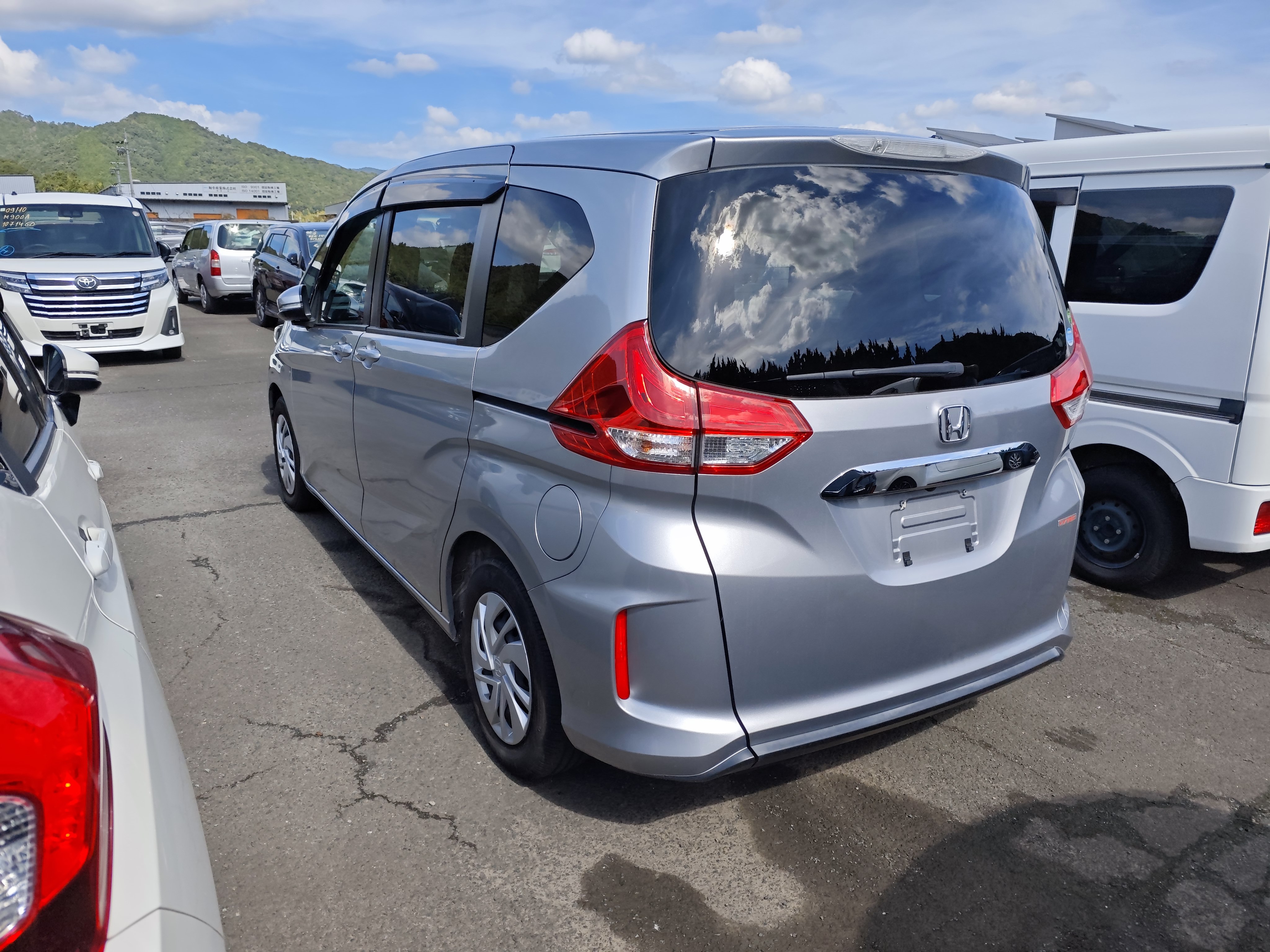 HONDA FREED+