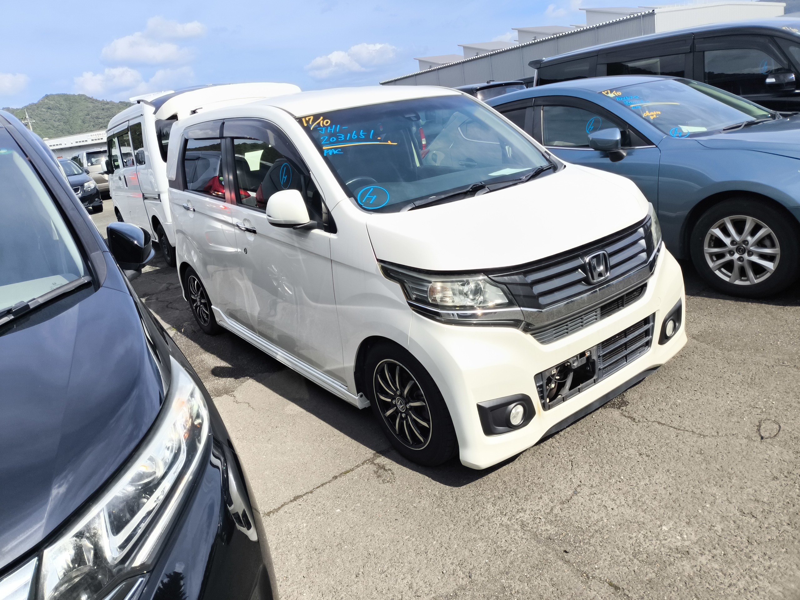 HONDA N-WGN