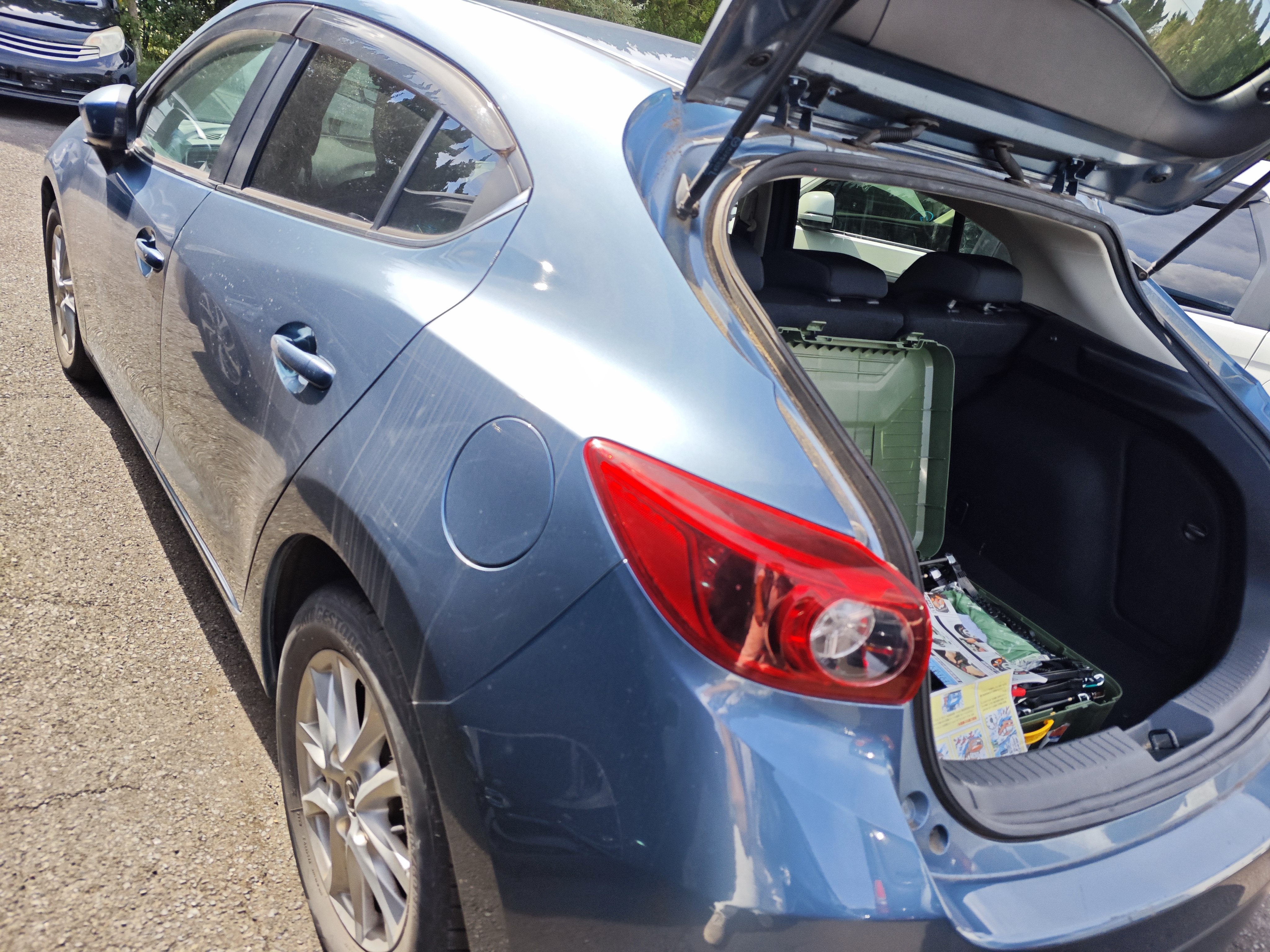 MAZDA AXELA SPORT