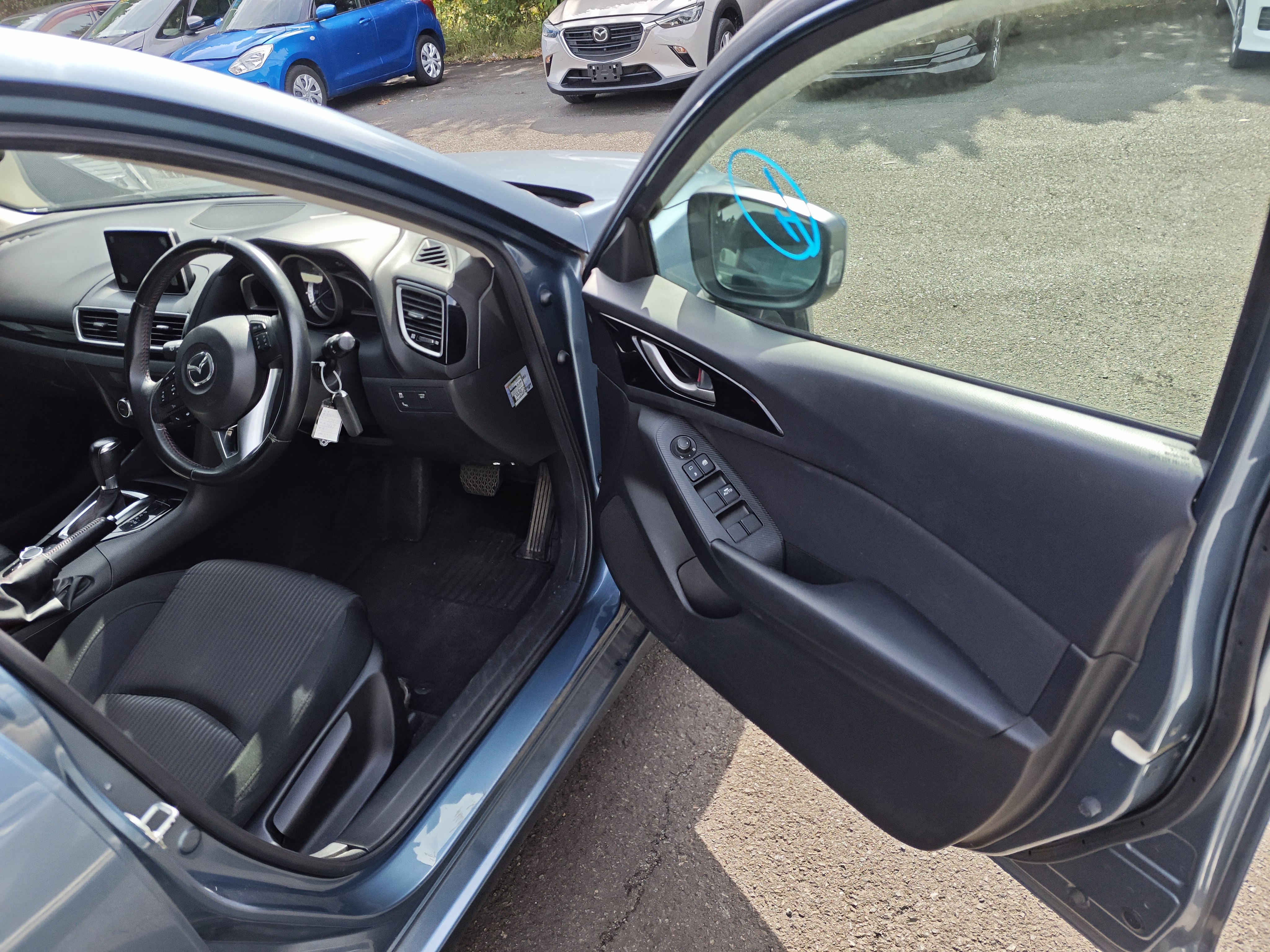 MAZDA AXELA SPORT
