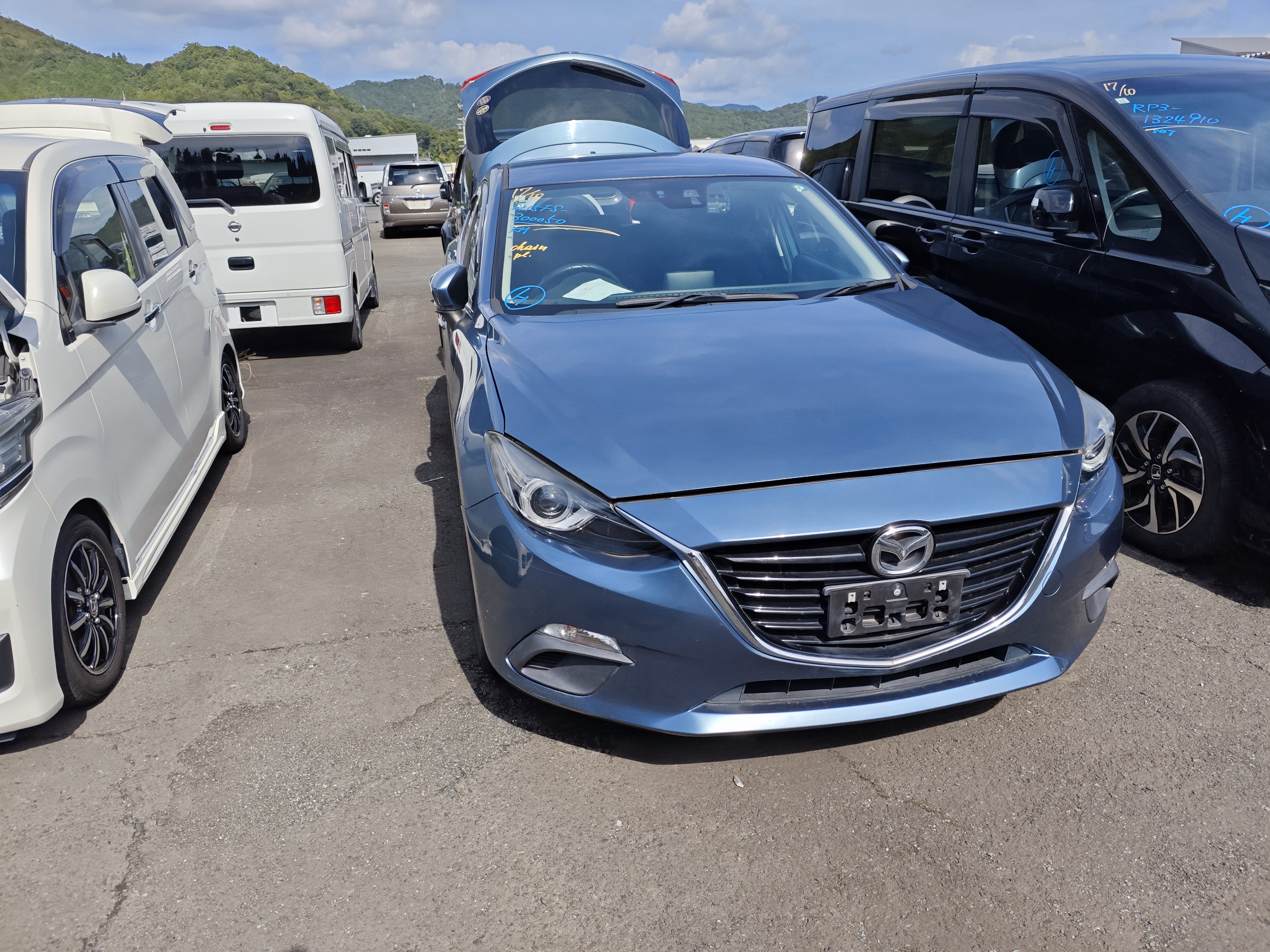 MAZDA AXELA SPORT