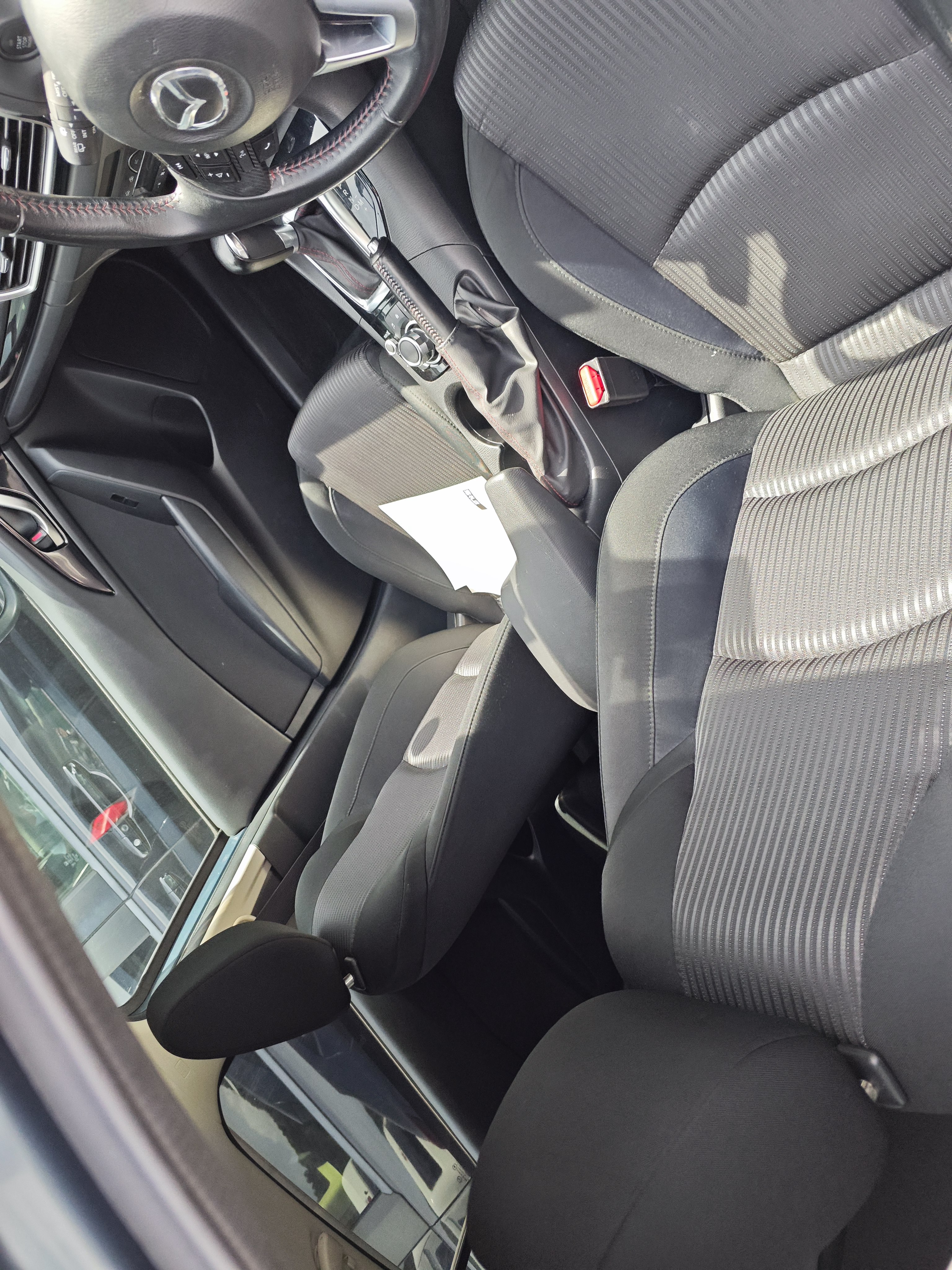 MAZDA AXELA SPORT