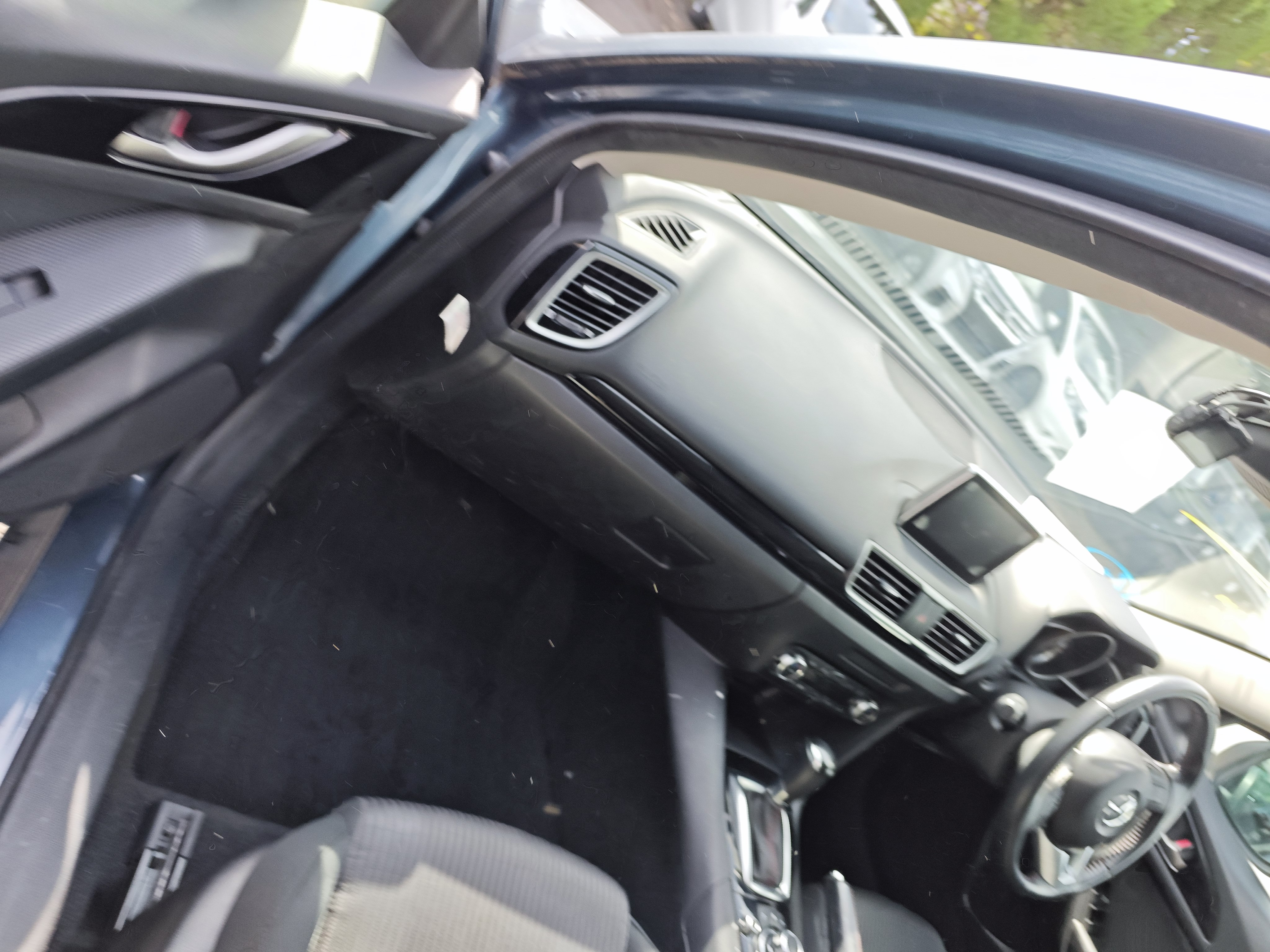 MAZDA AXELA SPORT