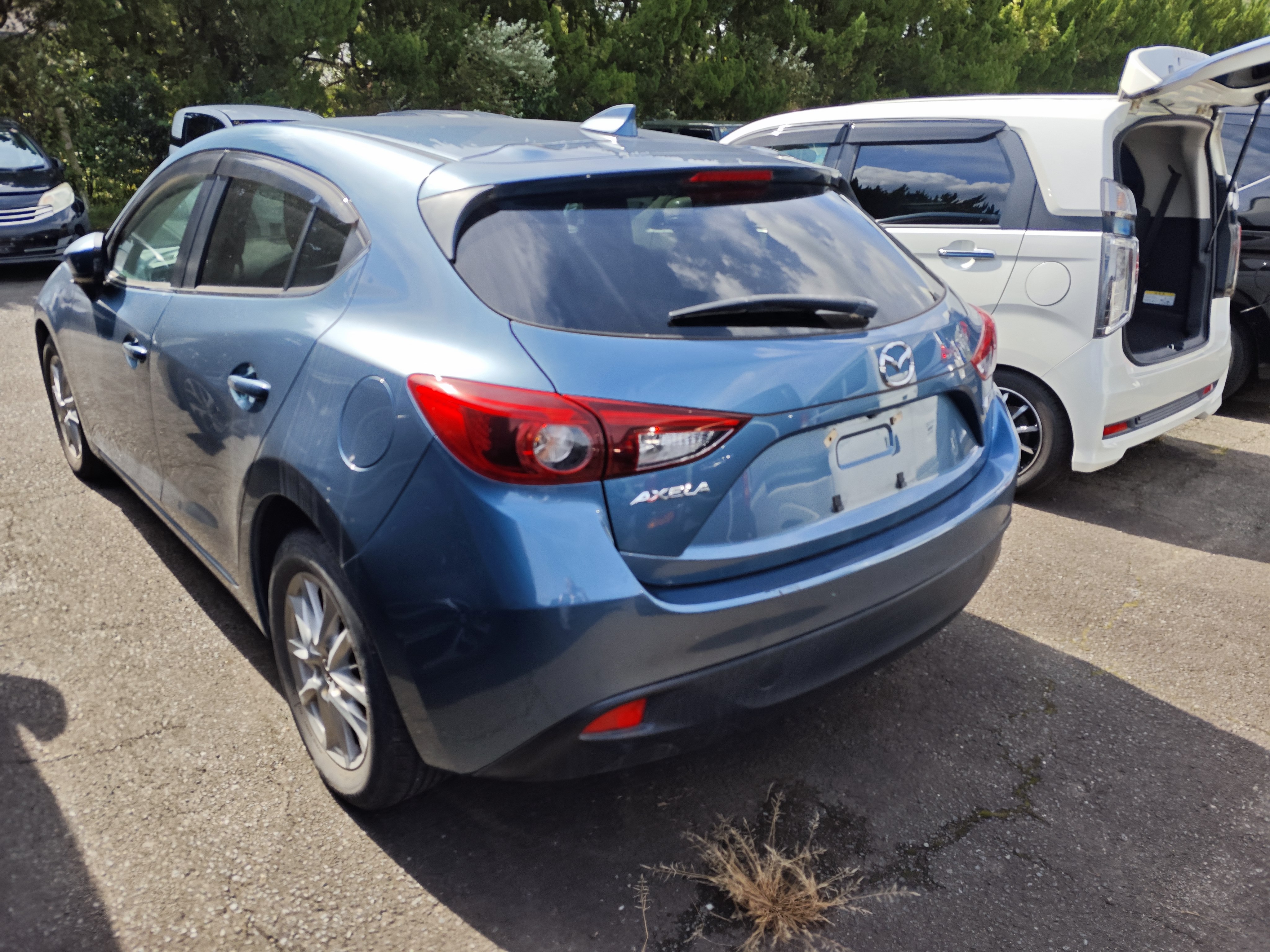 MAZDA AXELA SPORT
