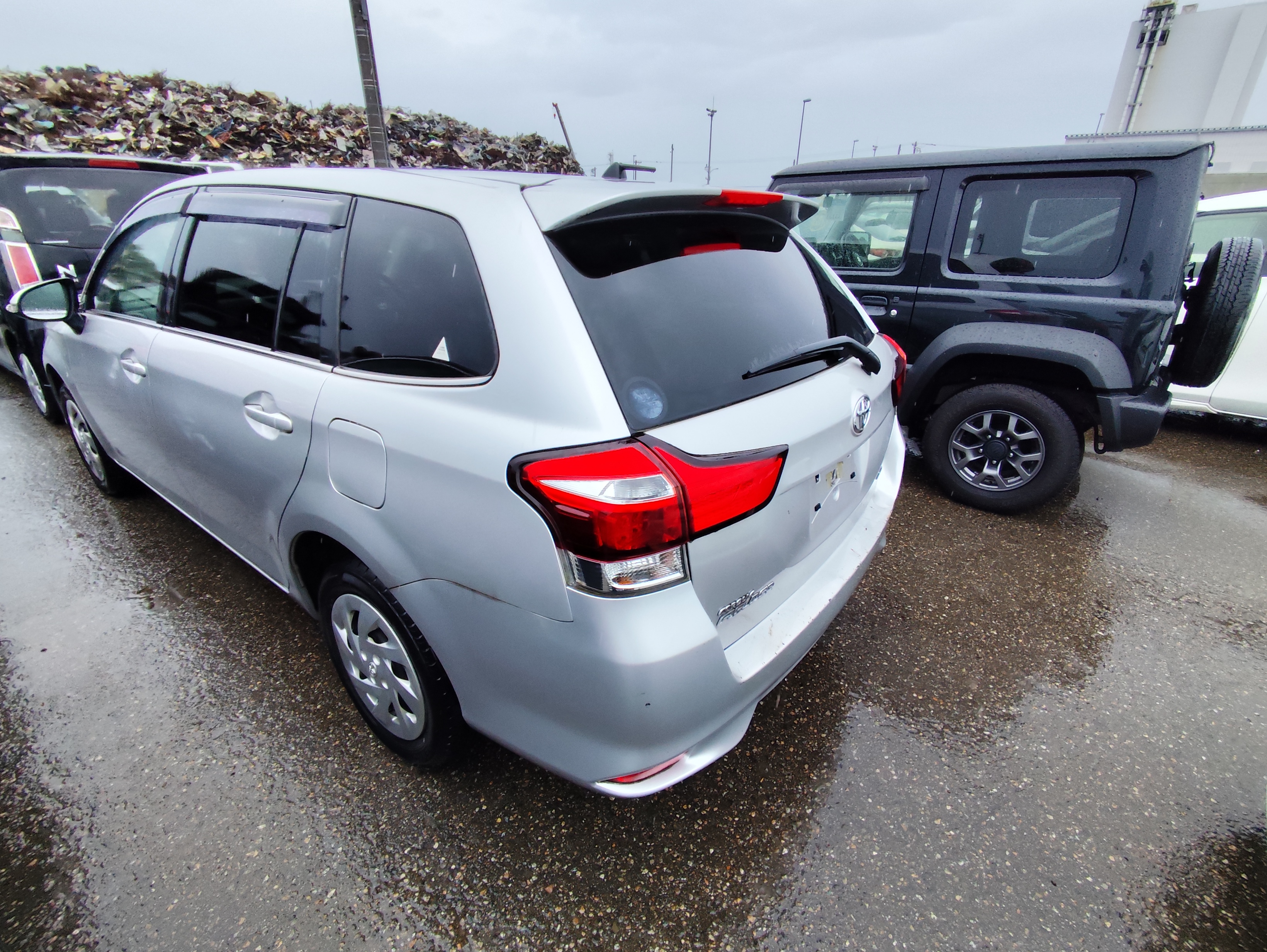 TOYOTA COROLLA FIELDER