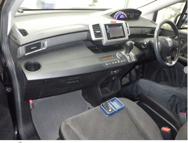 HONDA FREED