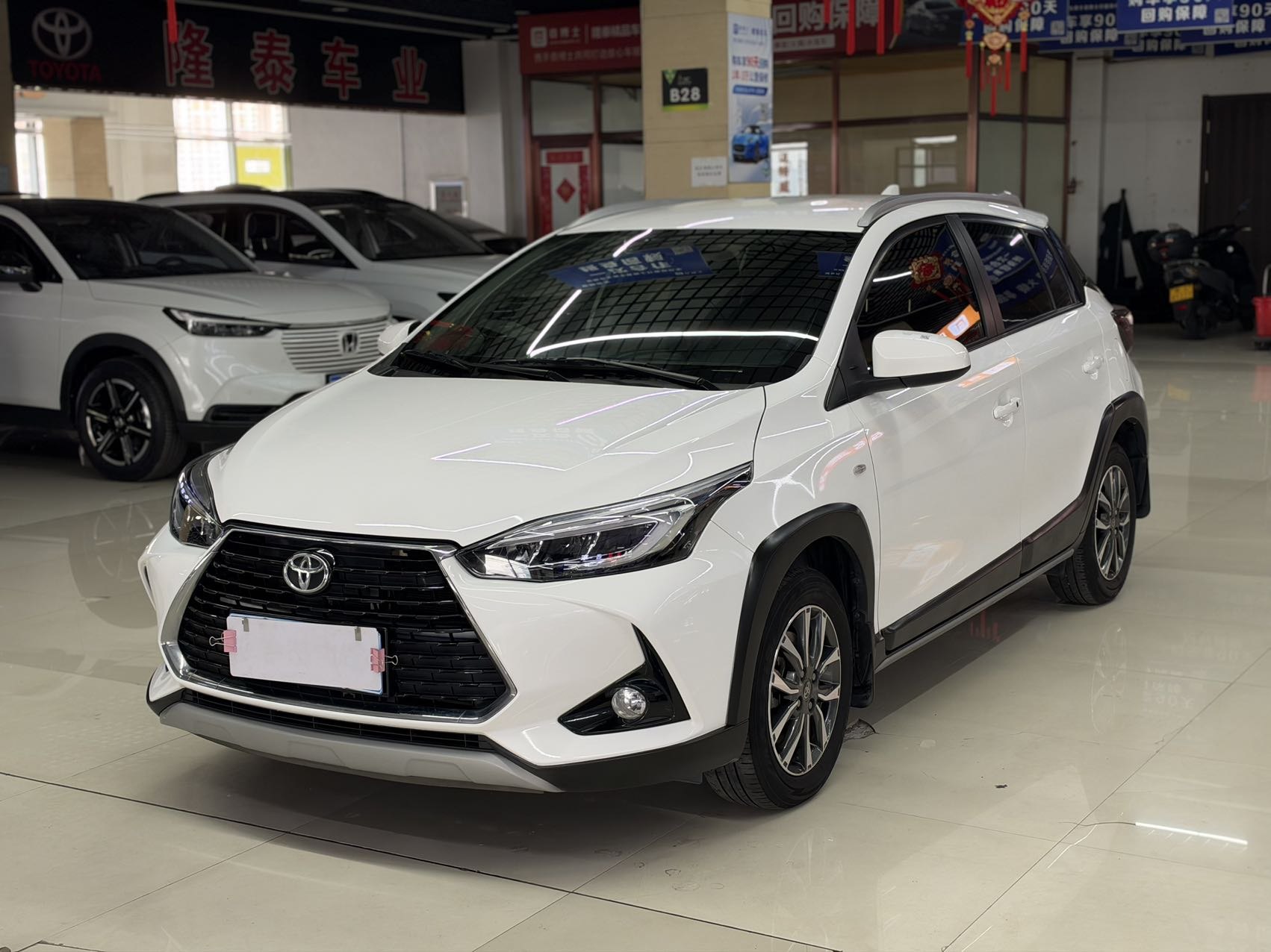 Toyota Yaris L