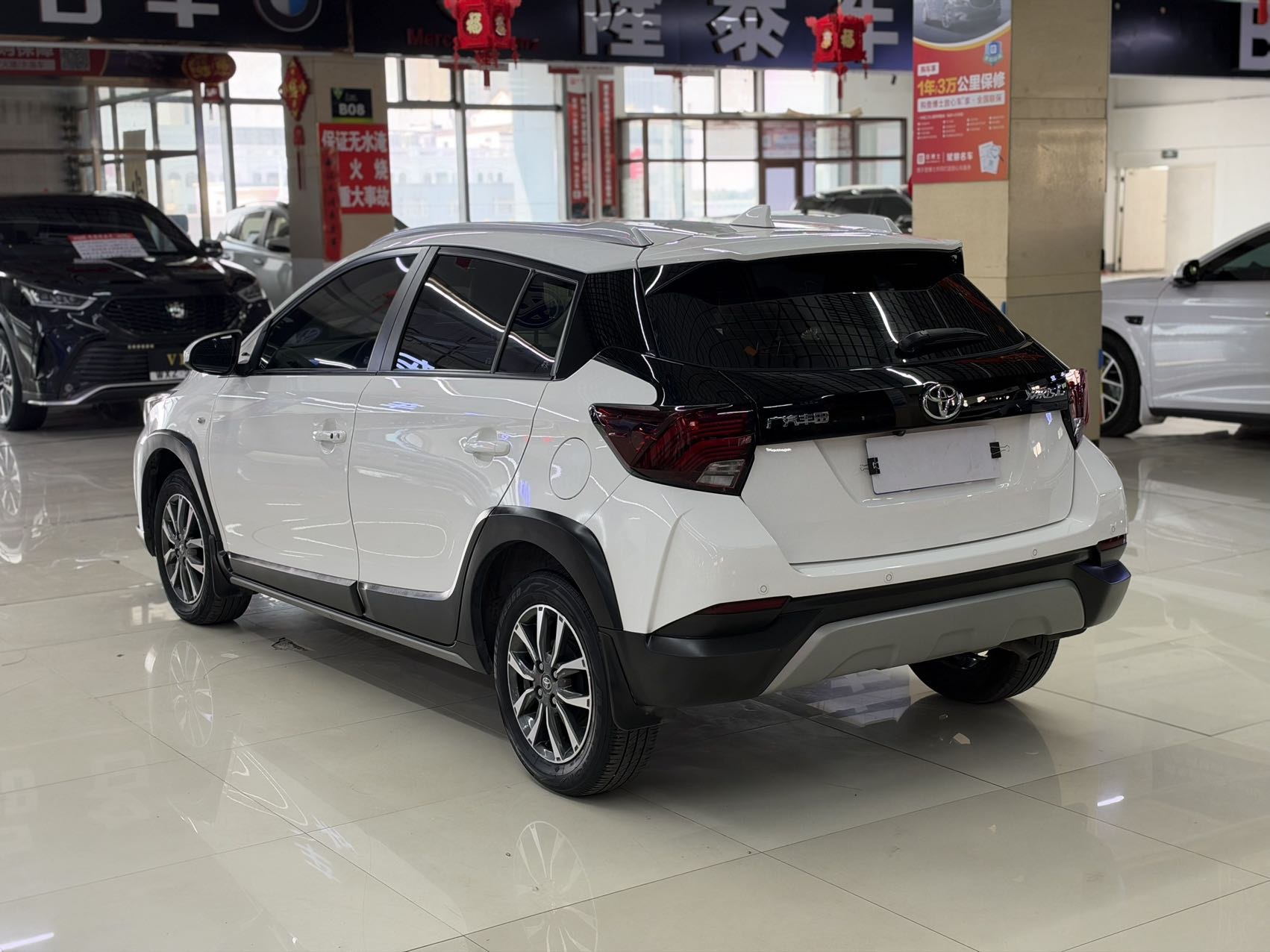 Toyota Yaris L