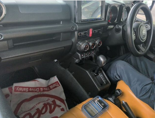 SUZUKI JIMNY