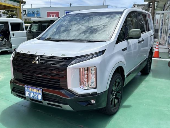 Mitsubishi Delica D5