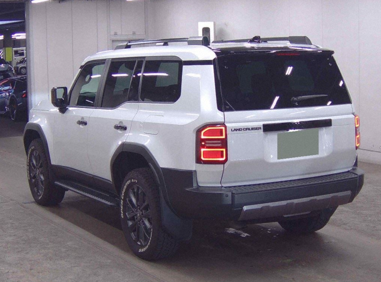 TOYOTA LAND CRUISER 250