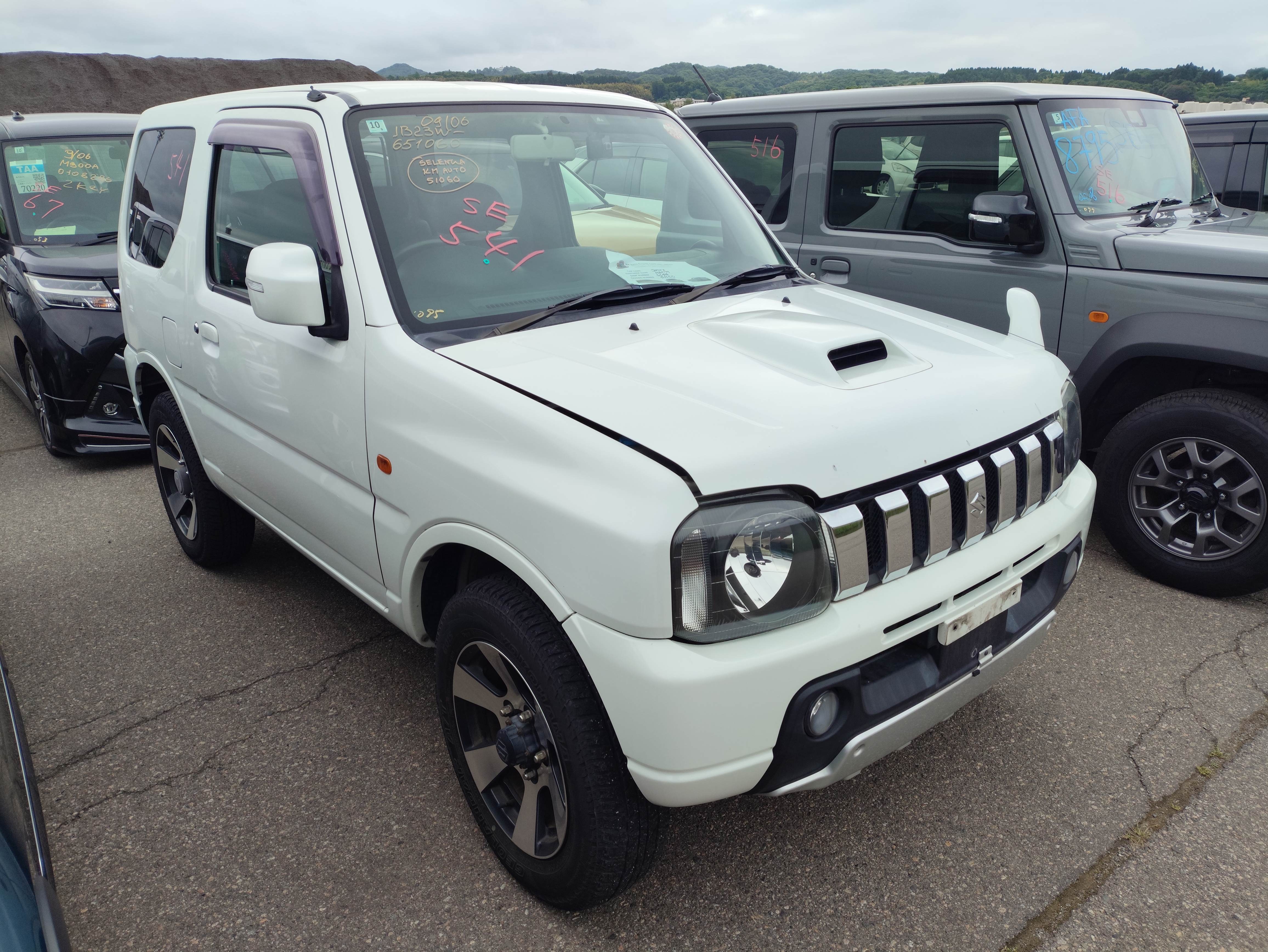 SUZUKI JIMNY