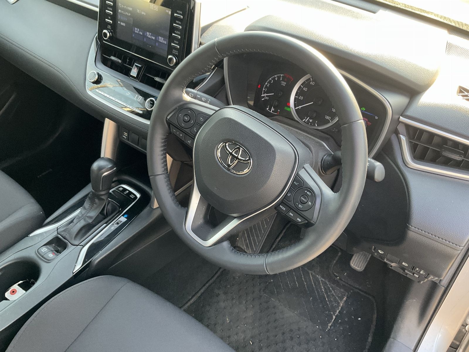 TOYOTA COROLLA CROSS
