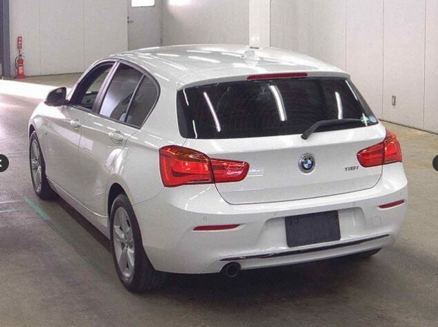 BMW 1 SERIES