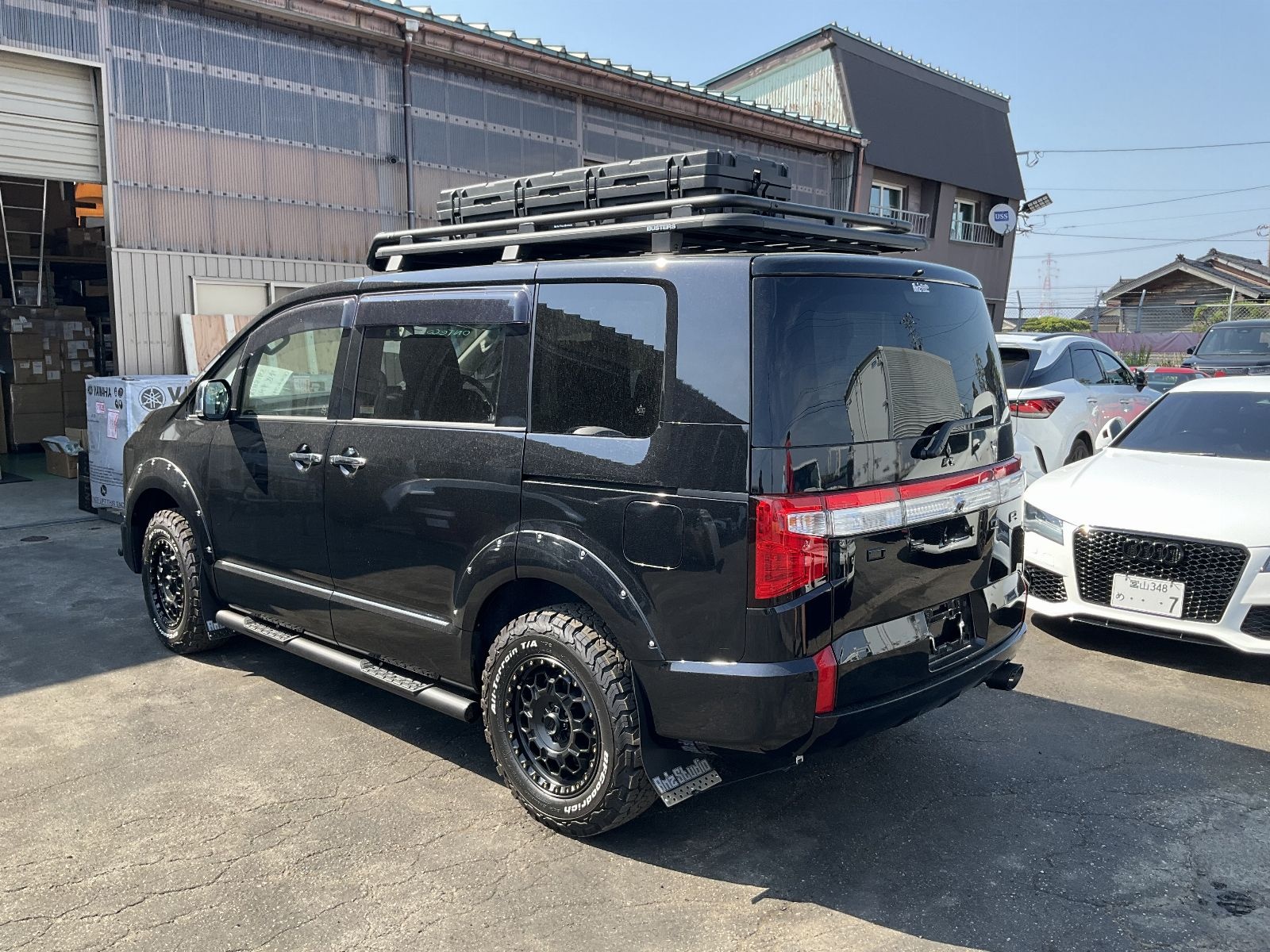 Mitsubishi Delica D:5