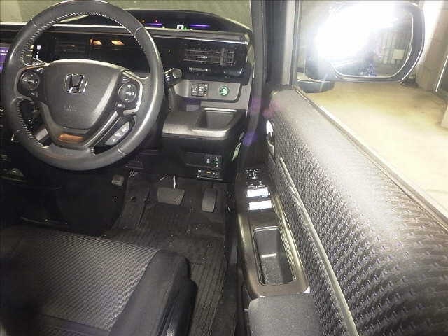 HONDA STEPWGN SPADA