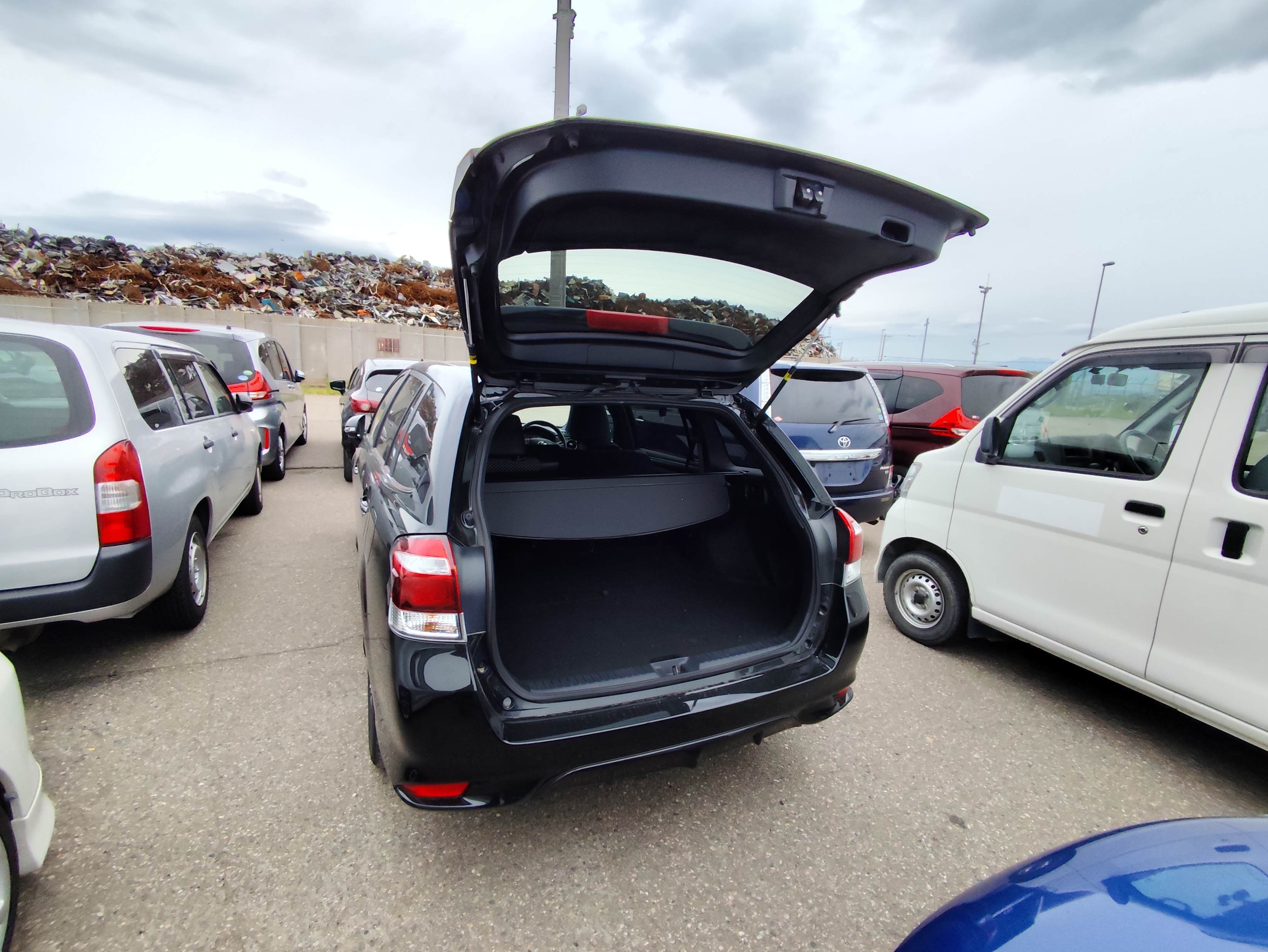 TOYOTA COROLLA FIELDER