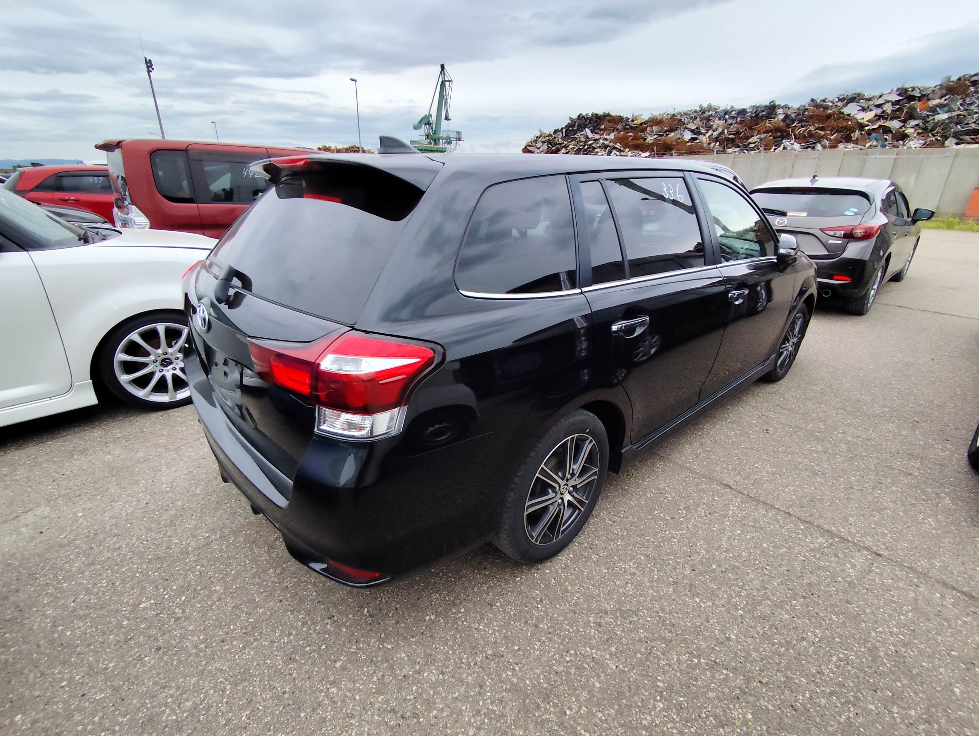 TOYOTA COROLLA FIELDER