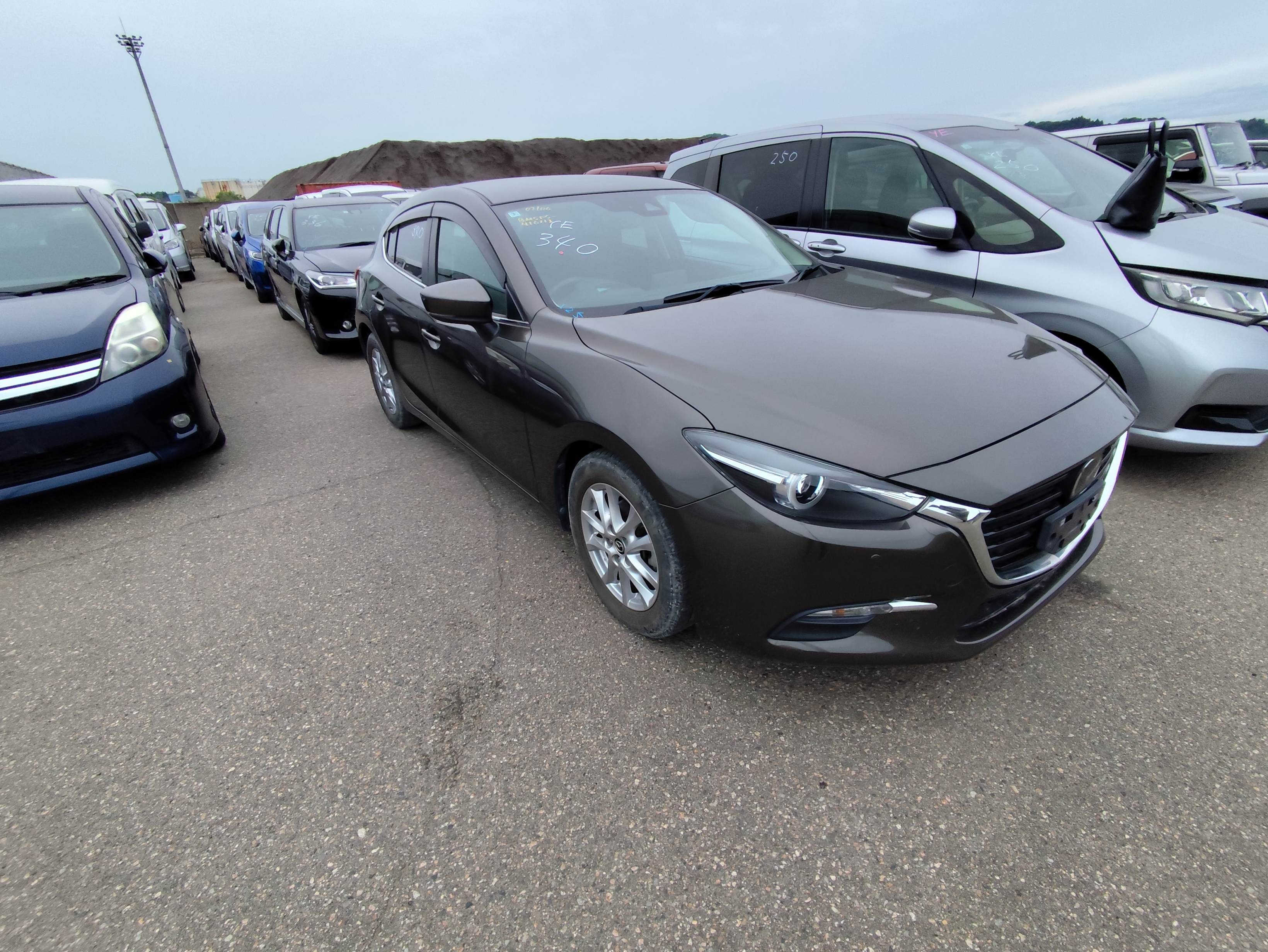MAZDA AXELA SPORT
