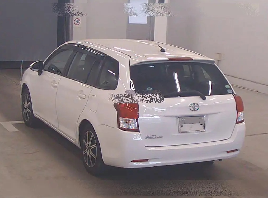 TOYOTA COROLLA FIELDER
