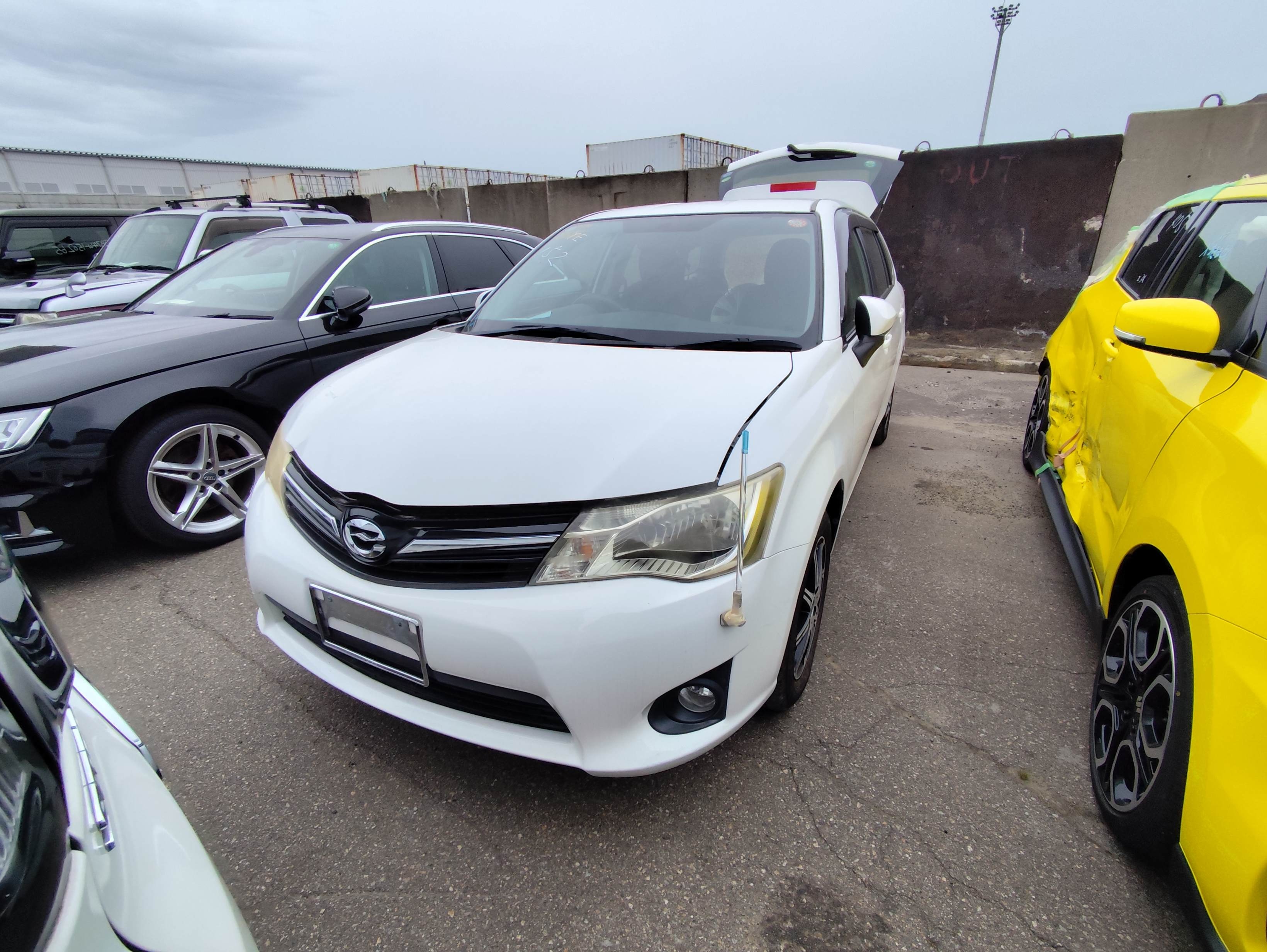 TOYOTA COROLLA FIELDER