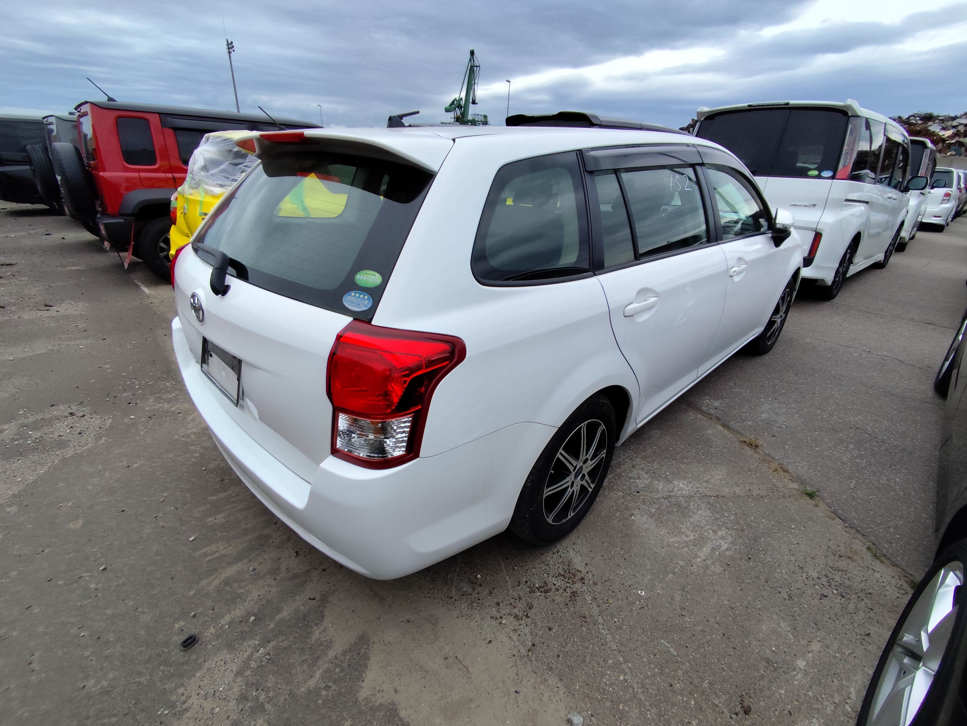 TOYOTA COROLLA FIELDER
