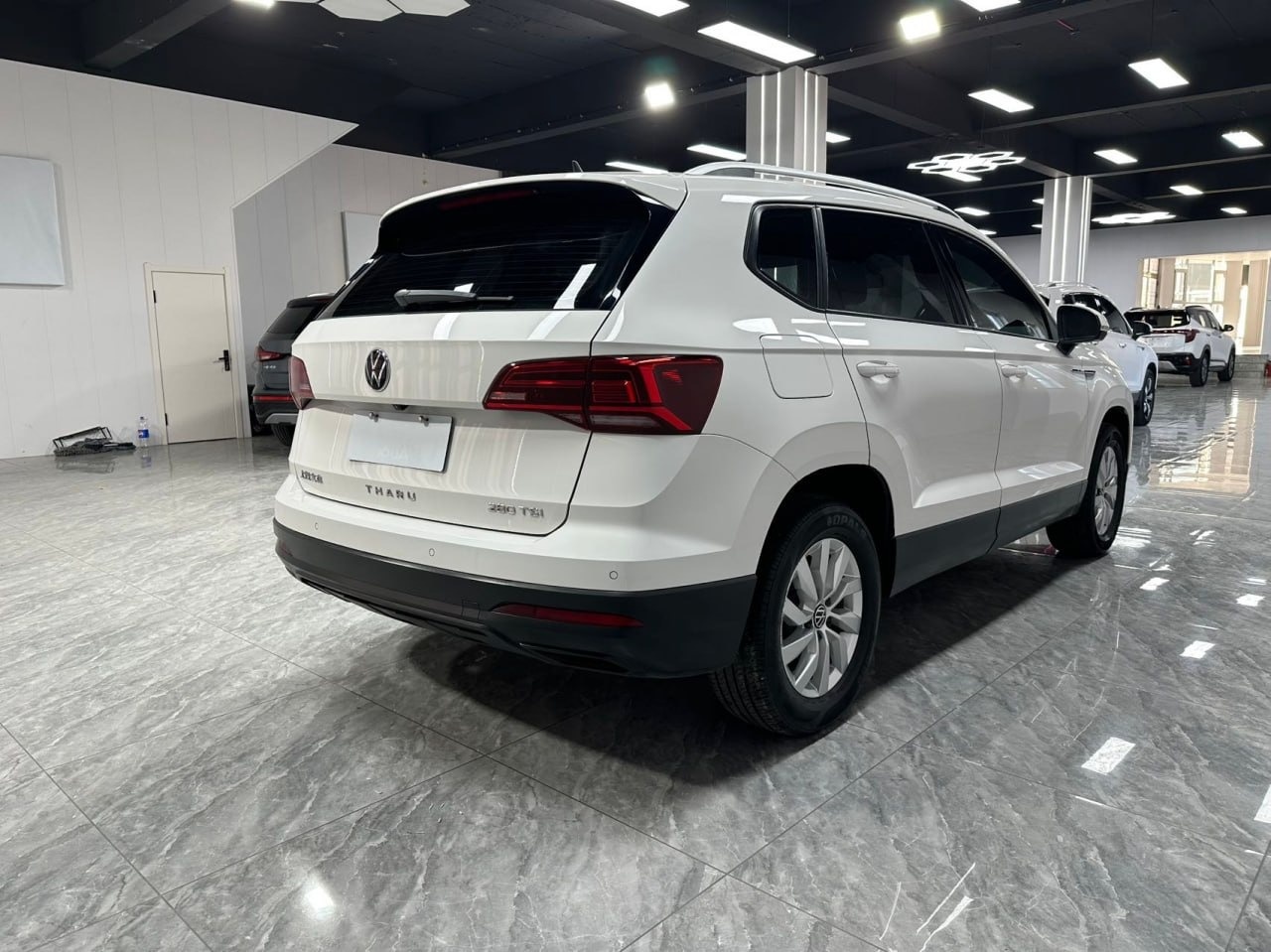 Volkswagen Tharu