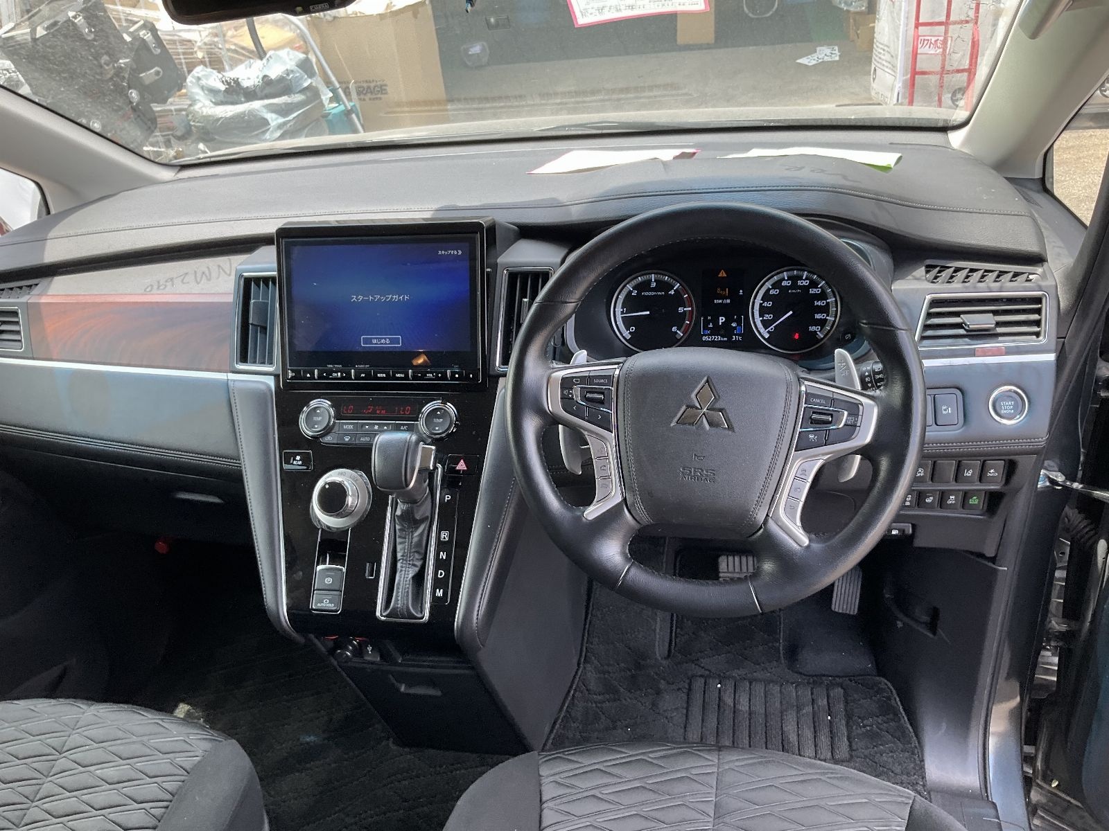MITSUBISHI DELICA D:5