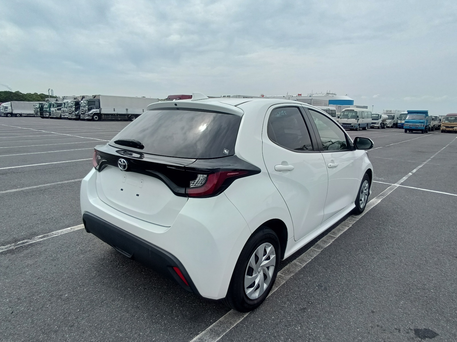 TOYOTA YARIS
