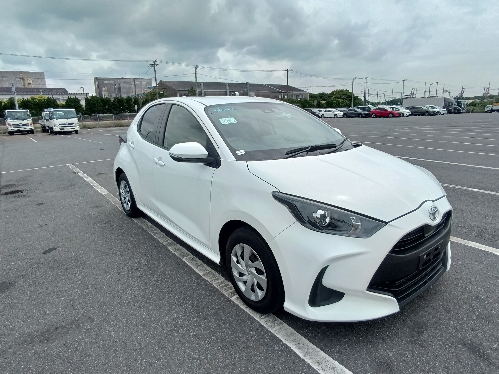 TOYOTA YARIS