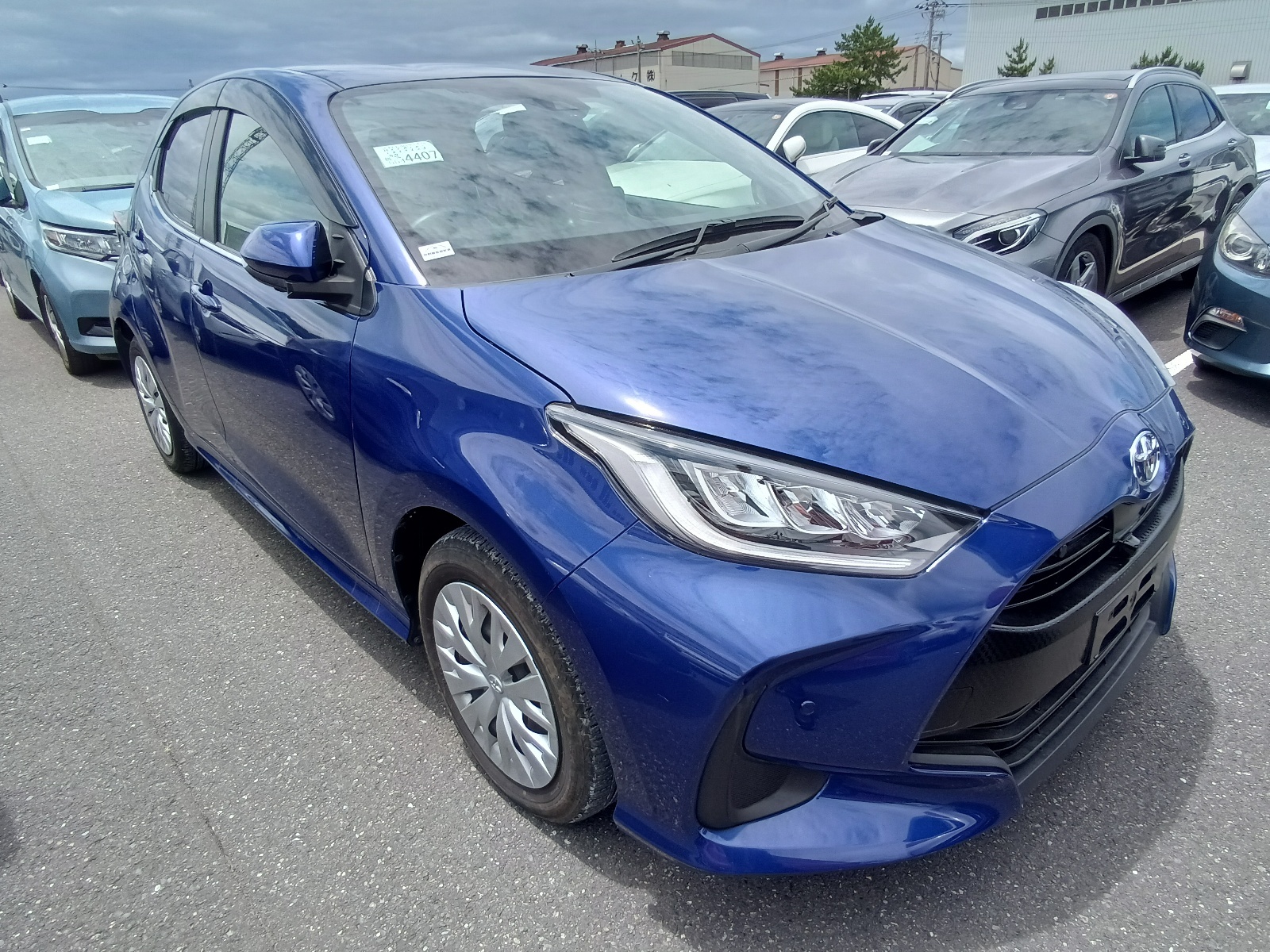 TOYOTA YARIS
