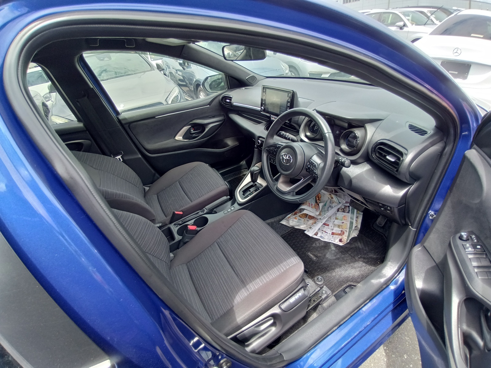 TOYOTA YARIS