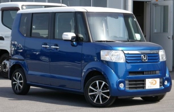 HONDA N-BOX