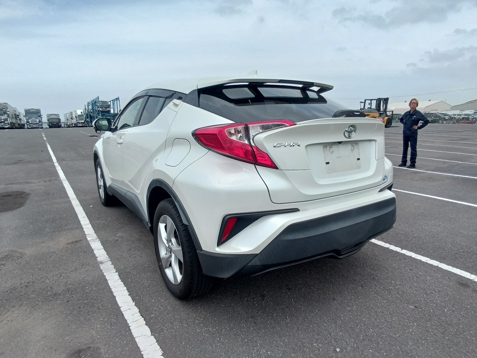 TOYOTA C-HR