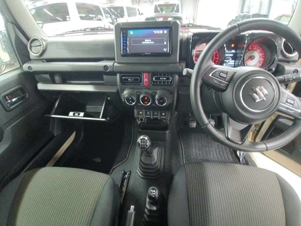 SUZUKI JIMNY SIERRA