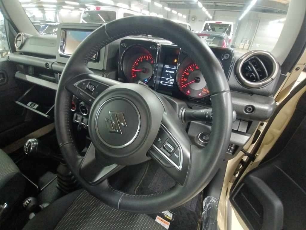 SUZUKI JIMNY SIERRA