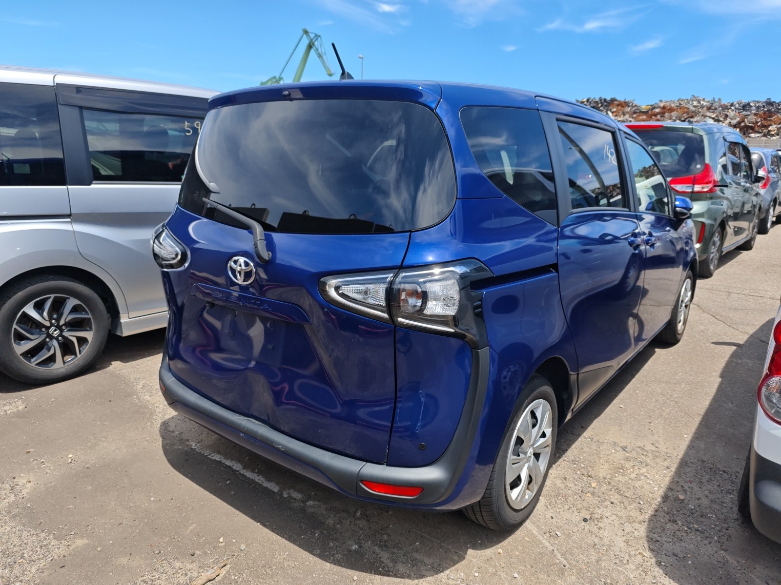 TOYOTA SIENTA