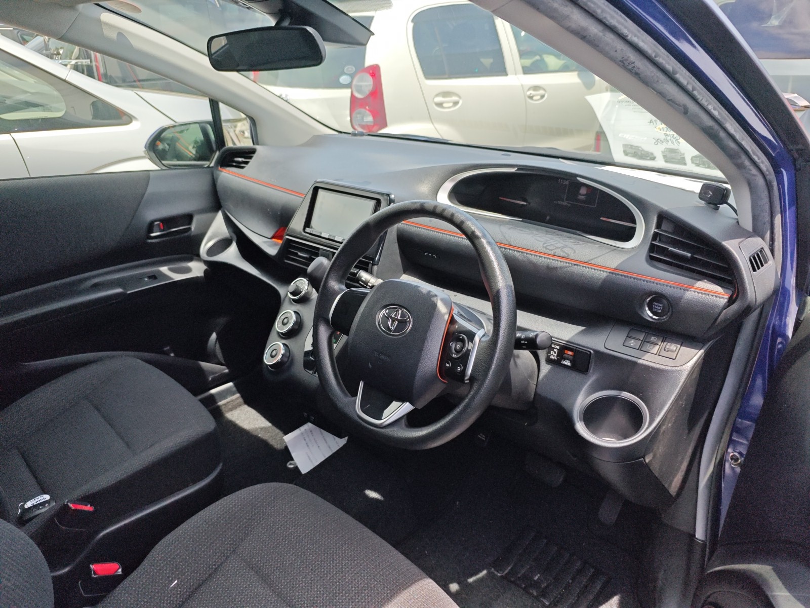 TOYOTA SIENTA