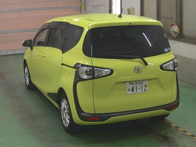 TOYOTA SIENTA