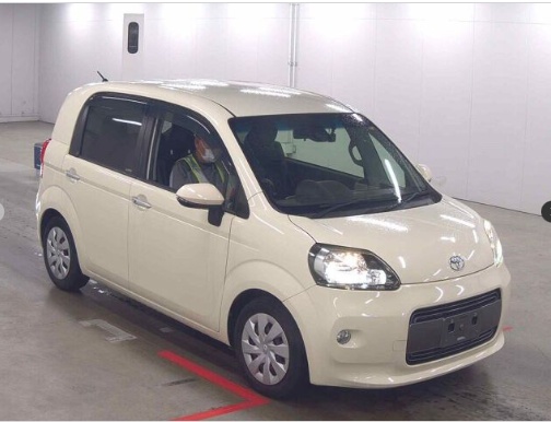 TOYOTA PORTE