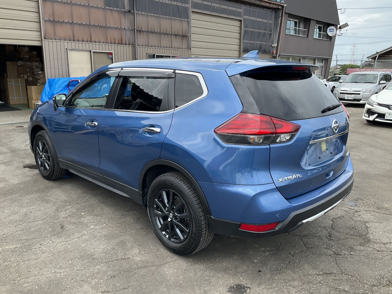NISSAN X-TRAIL