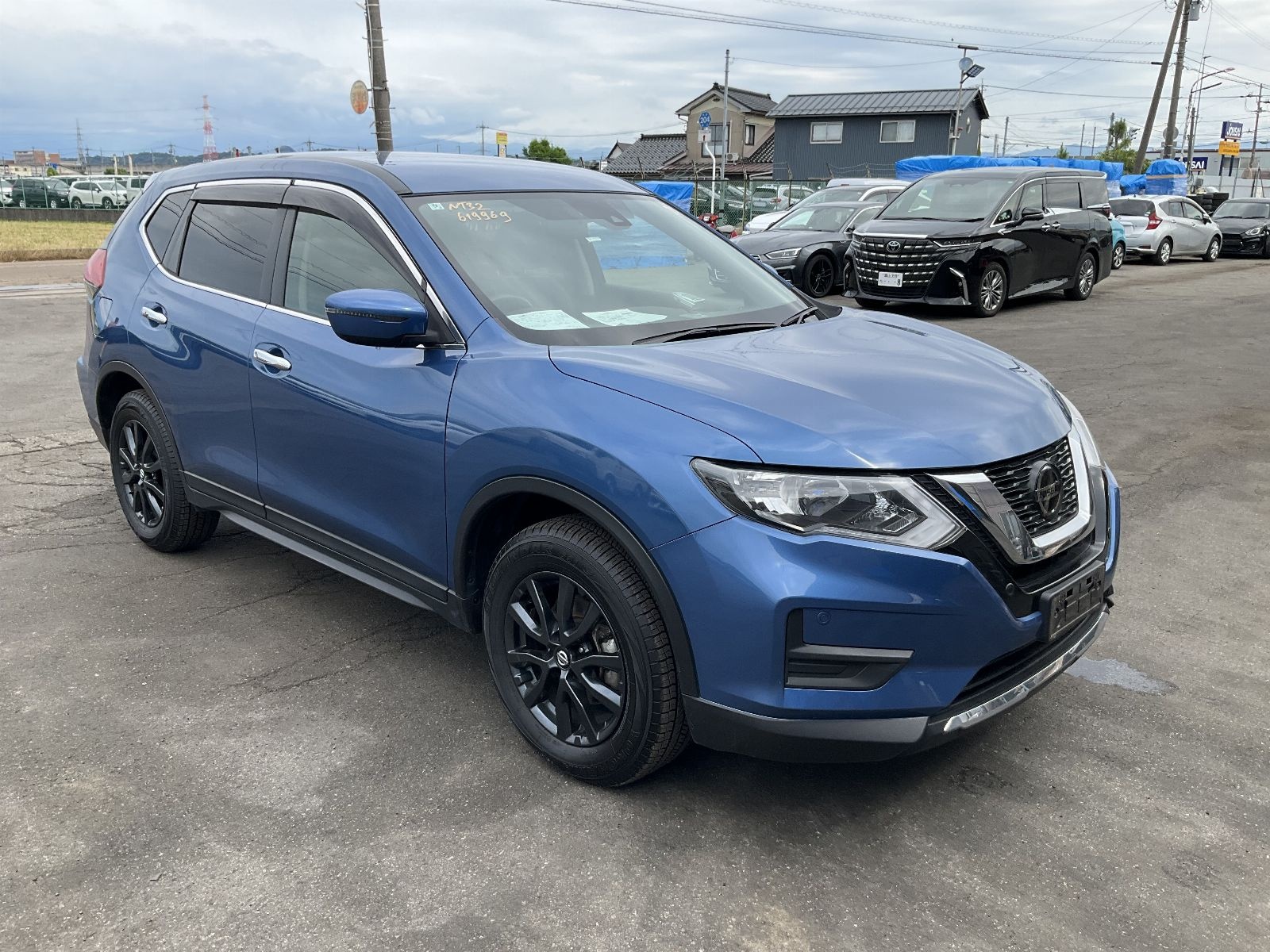 NISSAN X-TRAIL