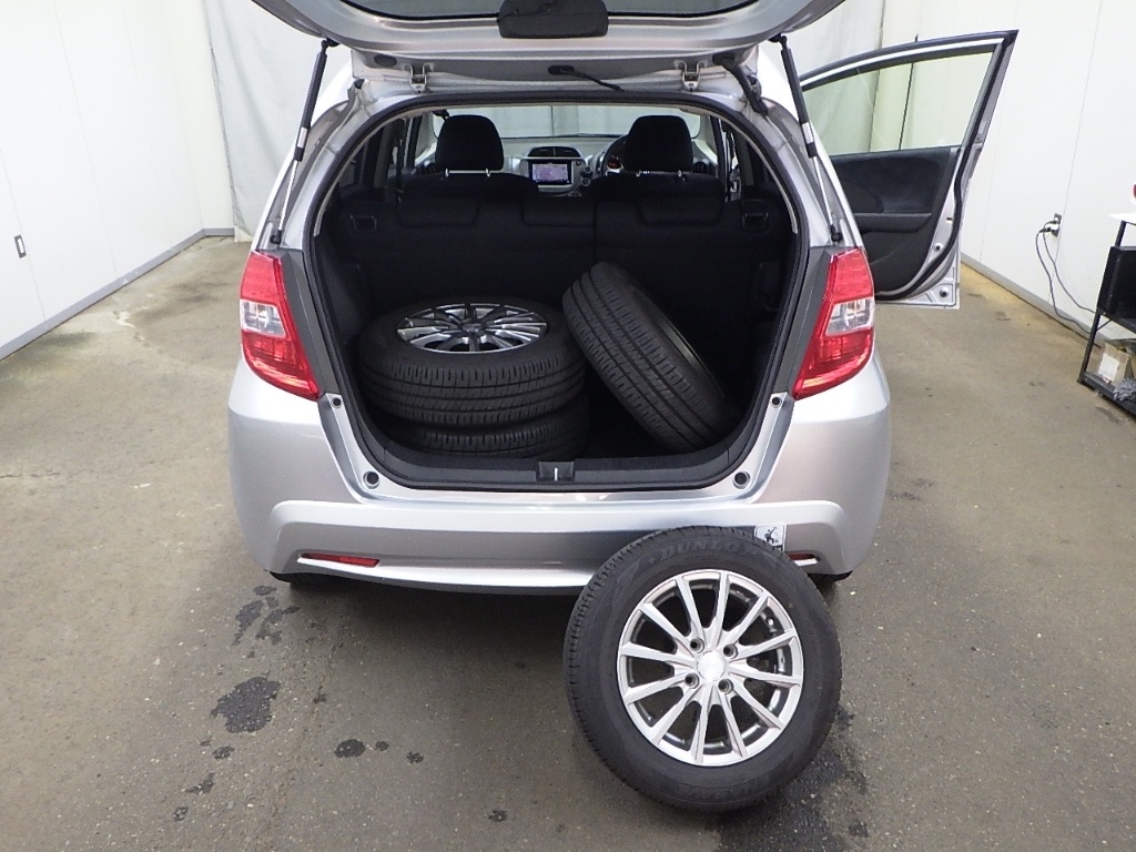 HONDA FIT