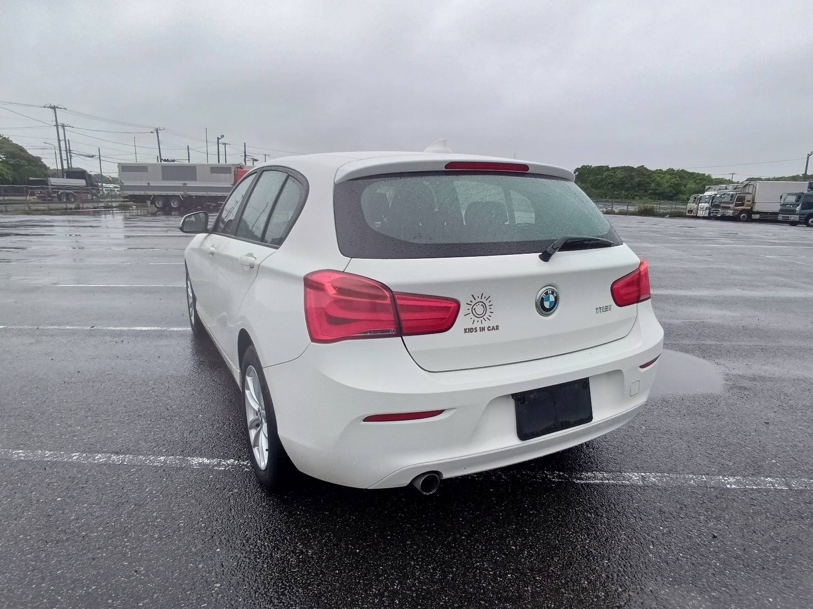 BMW 1 SERIES