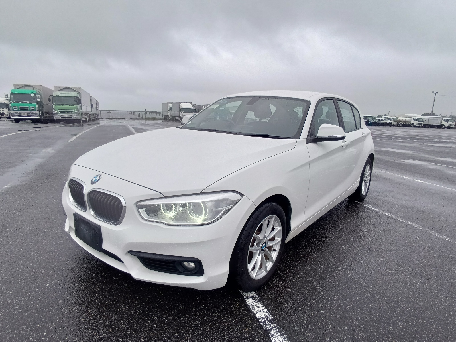 BMW 1 SERIES