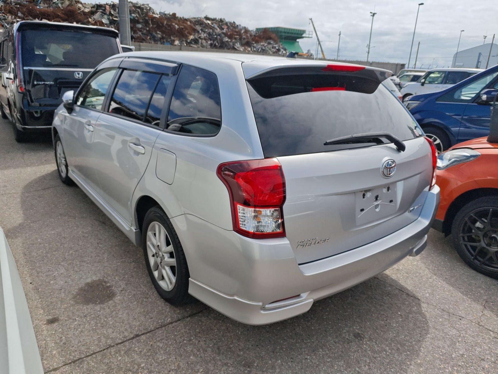 TOYOTA COROLLA FIELDER