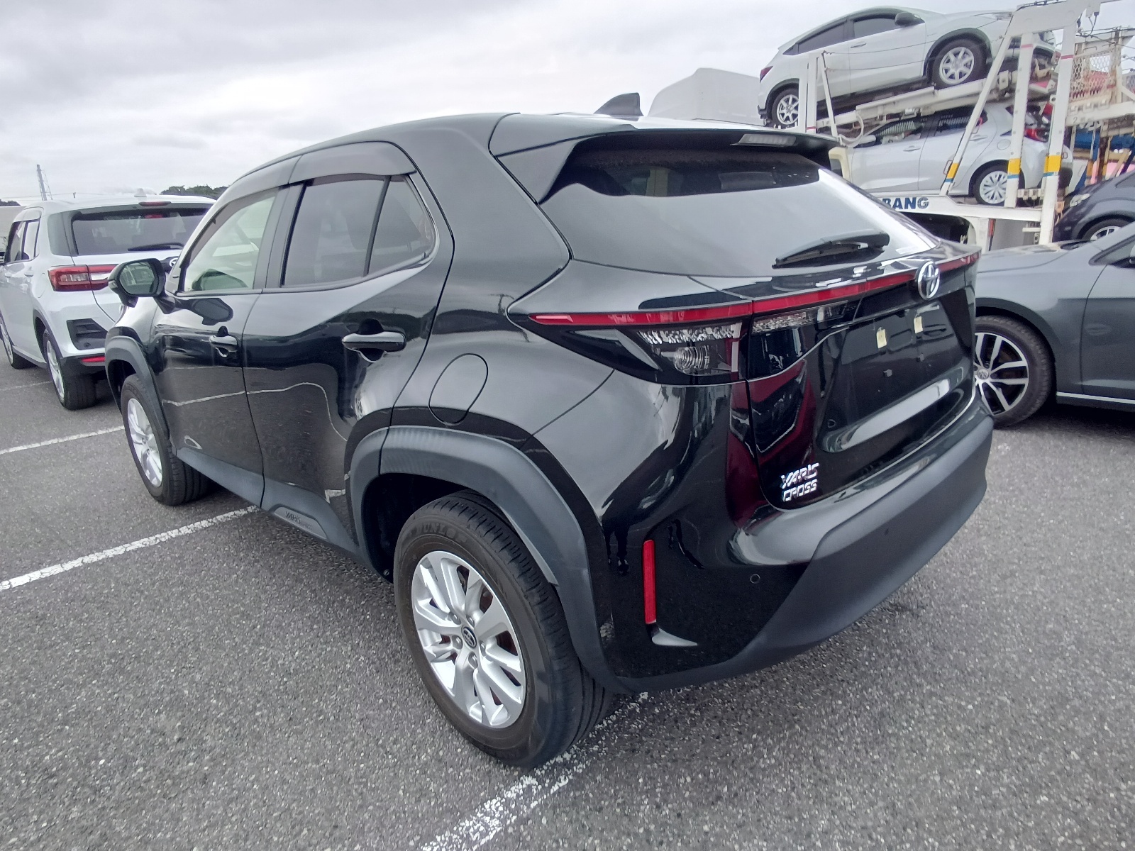 TOYOTA YARIS CROSS