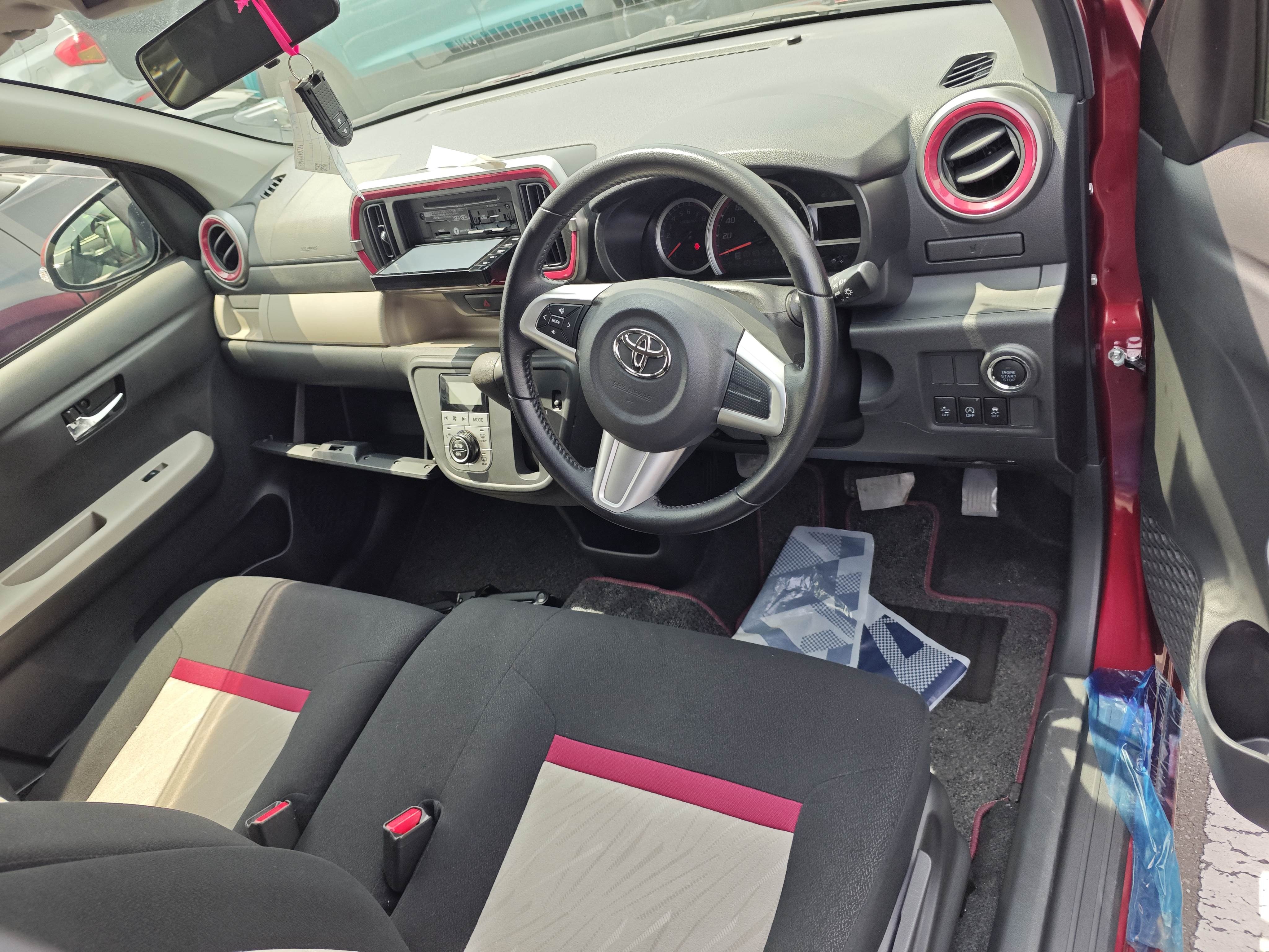 TOYOTA Passo